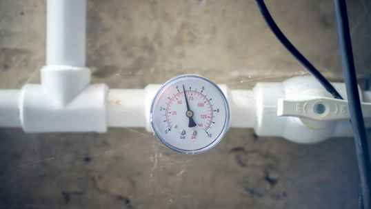 Water pressure sensor on the water pipe